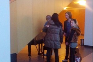 Jöran out in the the theatre lobby after the Dress Rehearsal meeting fans.  