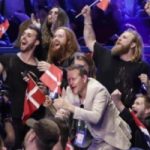 Rasmussen in the Green Room , Denmark 2018 (Thomas Hanses/EBU)