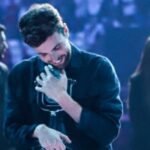 Duncan Laurence and the Eurovision 2019 trophy (Thomas Hanses/eurovision.tv)