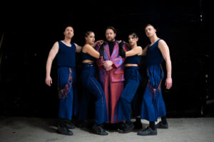 Fenksta and his dancers about to go on stage (Daniel Stridh)